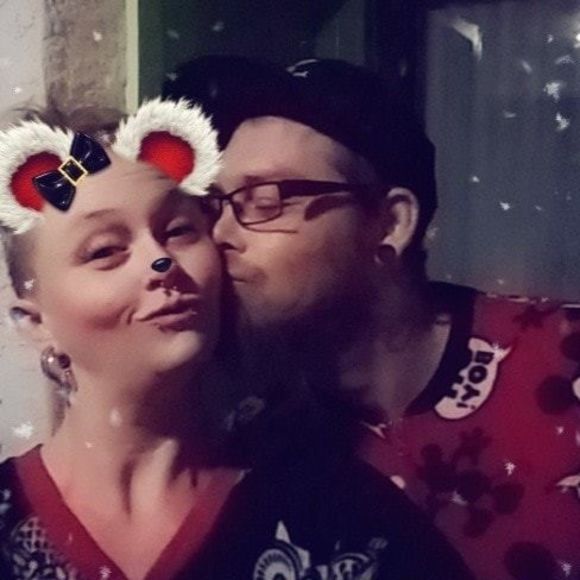 Meet your Posher, Errin - Picture 1 of 1